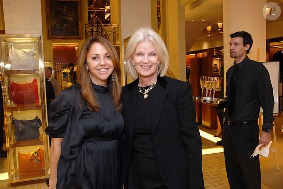 O esquema de fraude de Lisa Schiff envolveu pelo menos 55 obras de arte e ocorreu entre 2018 e maio de 2023, é o que afirma o Gabinete do Procurador dos EUA para o Distrito Sul em Nova York.