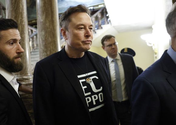 Elon Musk acumula um currículo amoroso pomposo