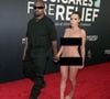 Quem é Bianca Censori, mulher de Kanye West que parou Grammy 2025 ao surgir pelada?