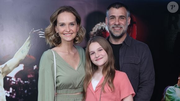 Fernanda Rodrigues está morando em Portugal com o marido, o diretor Raoni Carneiro, e os dois filhos do casal, Luisa e Bento.
