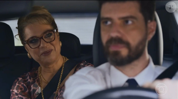 A parceria criminosa entre Pilar (Isabel Teixeira) e seu motorista está com os dias contados em Quem Ama Cuida. O personagem de Renato Luciano terá uma morte trágica antes da passagem de tempo da novela