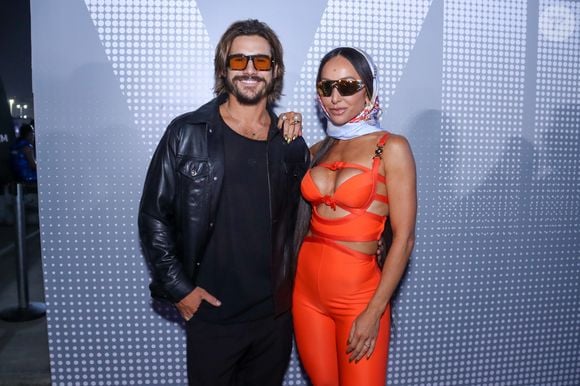 Sabrina Sato e Nicolas Prattes se casam na tarde desta sexta-feira (10), em uma fazenda luxuosa no interior de São Paulo