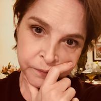 'Perplexa', Drica Moraes expõe descaso de plano de saúde com tia idosa: 'Ela paga desde 1975, ou seja...'