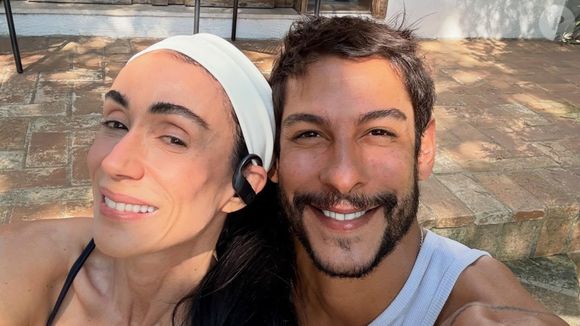 Gravidez de Michelle Barros e Shia Phoenix é MENTIRA?! Ex-'Fazenda' diz que gestação é 'sonho antigo de empreender' e web se revolta: 'Apelação'