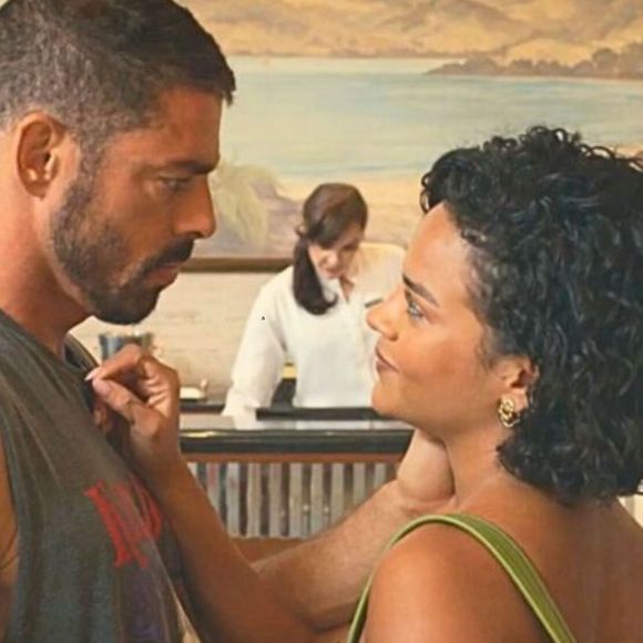 Cauã Reymond e Bella Campos gravam cenas decisivas de Vale Tudo nesta quarta-feira, 23 de abril