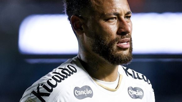 Neymar fora do Santos? Dívida de mais de R$ 90 milhões e polêmicas de bastidores desgastaram relação; site diz que craque está 'de saco cheio'