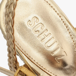 As anabelas trançadas da Schutz custam R$ 535 e surgem como um investimento certeiro para ocasiões especiais
