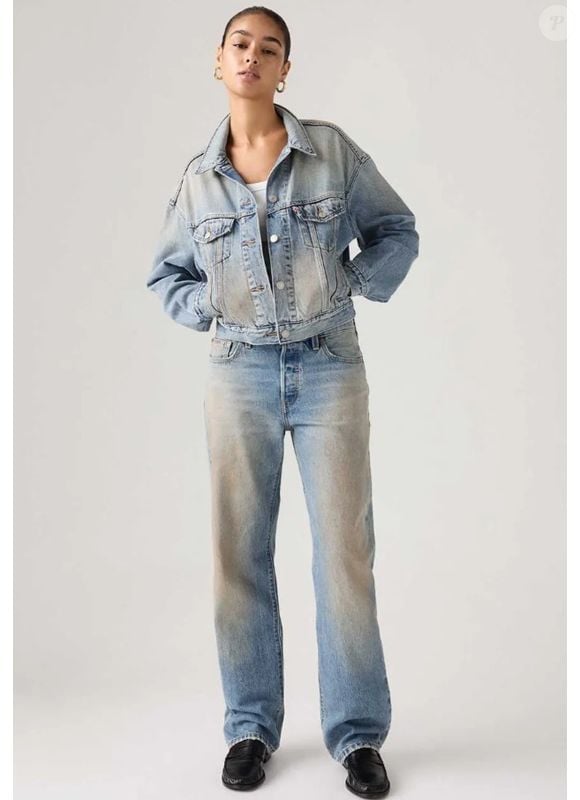 Calça Jeans Levi's 501 de Lavagem Média