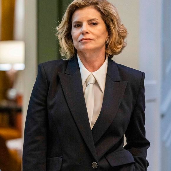 Débora Bloch entrega tensão e mistério na cena da morte de Odete, mas detalhe com Freitas muda tudo