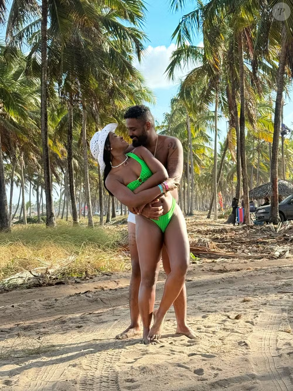 Erika Januza namorou Arlindinho, filho de Arlindo Cruz