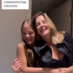 Rafa Justus entregou que a mãe, Ticiane Pinheiro, tem pouca habilidade para fazer o próprio cabelo: 'Quem faz sou eu'