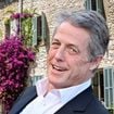 'O único lugar na Terra onde me sinto bem': aos 66 anos, Hugh Grant encontrou seu refúgio de paz em uma pitoresca vila no sul da França com menos de 1.800 habitantes