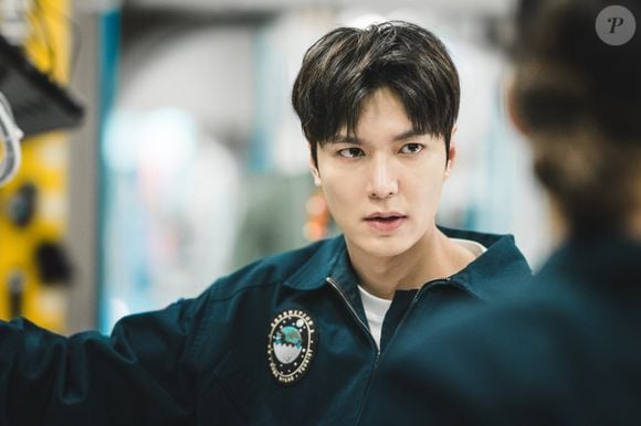 Lee Min-ho, de 'Pergunte às Estrelas', tem 38 anos