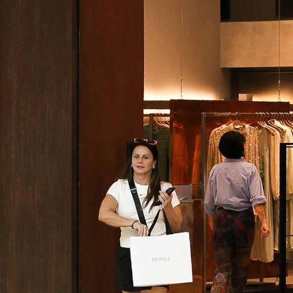 Apesar da nova fase, Viviane Araújo passou a enfrentar críticas em relação à sua aparência