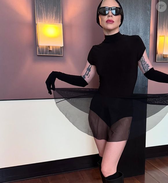 Lady Gaga desembarcou no Rio de Janeiro nesta terça-feira (29)