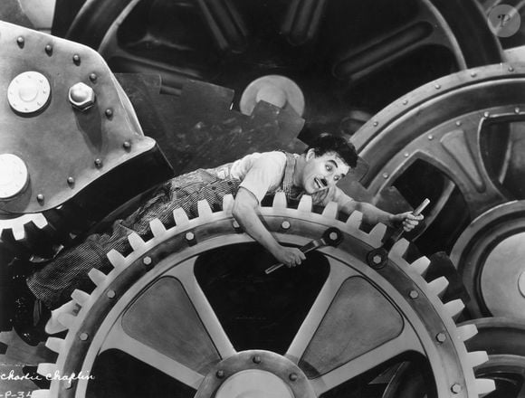 Charles Chaplin protagonizou e dirigiu diversos filmes como 'O Grande Ditador' e 'Tempos Modernos'