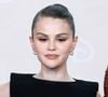 Selena Gomez e a mãe, junto da ex-sócia Daniella Pierson, fundaram a Wondermind, startup de saúde mental em 2021, mas o negócio não decolou