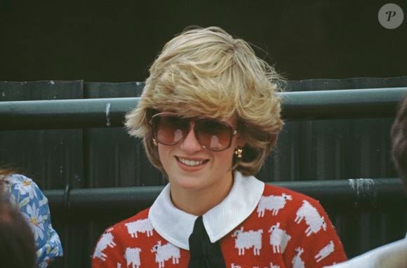 A Princesa de Gales, no anonimato total, no meio da madrugada, no coração da cena queer londrina