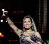 Yara Tchê no São João de Caruaru 2025: cantora surgiu com um vestido florido em uma das maiores festas da temporada