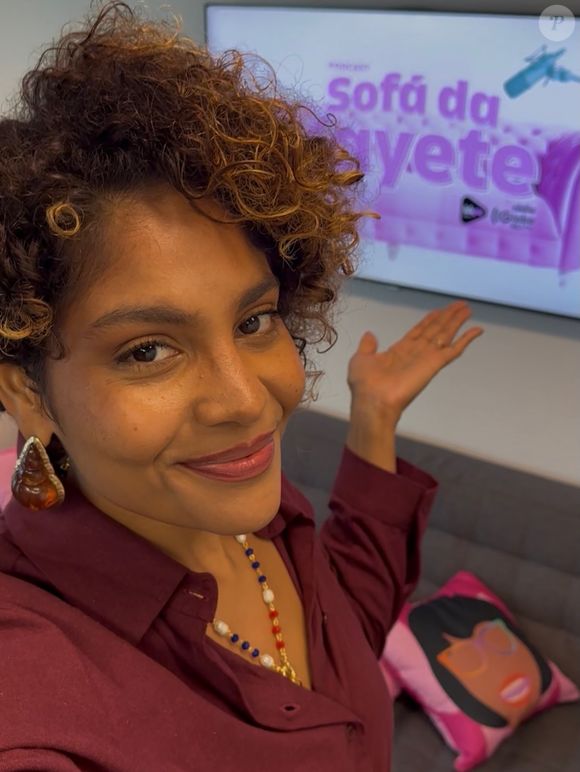 Há alguns anos, Barbara Reis convive com o lipedema, uma doença incurável que caracterizada pelo acúmulo anormal de gordura principalmente nas pernas