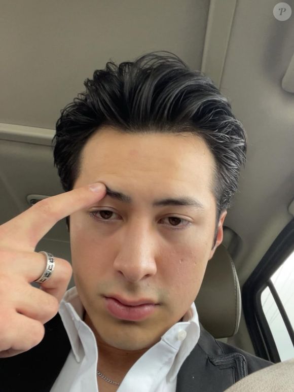 Hudson Williams vem arrasando em novo sucesso da HBO Max: 'Rivalidade Ardente'