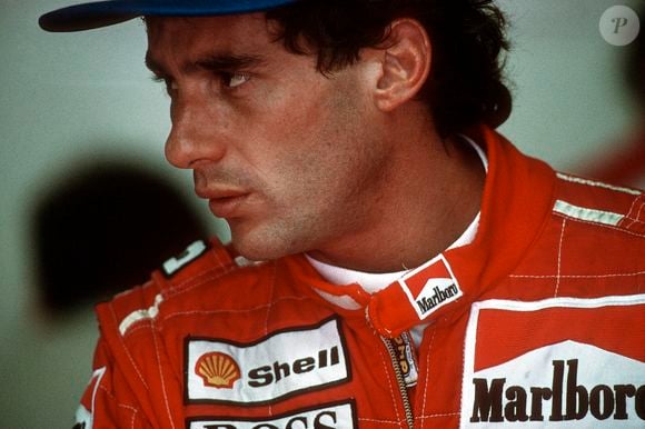 Ayrton Senna teria descoberto essas ironias faladas em jantar por Lúcia, mulher de Galvão Bueno em 1990: ela negou à revista 'Veja' ter espalhado a notícia