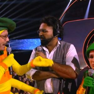 Os humoristas Fábio Porchat e Paulo Vieira referenciaram as recentes polêmicas do artista nos bastidores de ‘Vale Tudo’ durante um quadro de humor