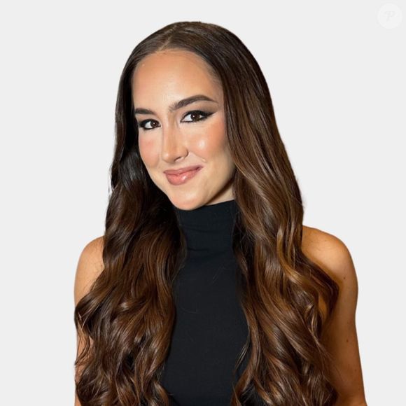 A youtuber Codie Sanchez vai doar 5 mil dólares (R$ 25,9 mil) todo mês