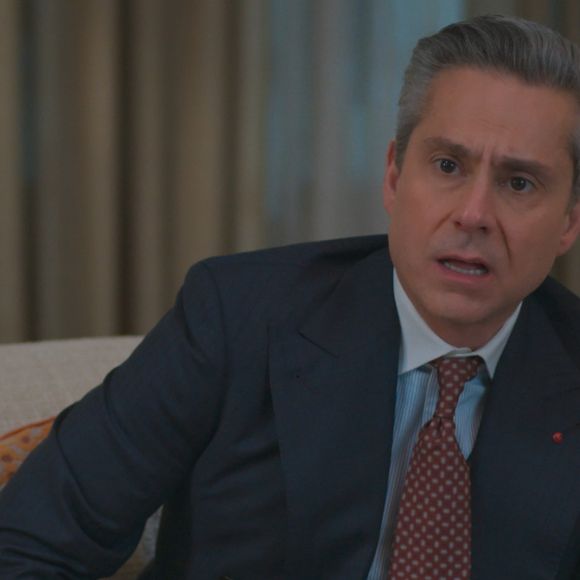 Marco Aurélio (Alexandre Nero) é o maior suspeito pela morte de Odete Roitman (Debora Bloch) na novela 'Vale Tudo'