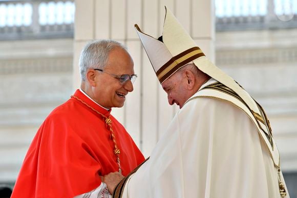 Papa Leão XIV recebeu o título de cardeal em 2023, pelo próprio Papa Francisco.