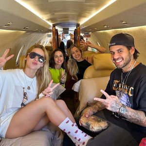 Virginia Fonseca e Zé Felipe sempre compartilhavam momentos dentro do jatinho na web