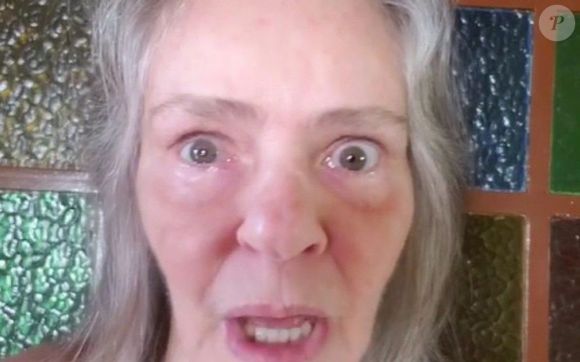 Angela Ro Ro relembrou em 2020 um sonho erótico e arrancou risadas dos fãs ao dizer: 'Era até um rapaz bonito, mas, Meu Deus! Estou apavorada'