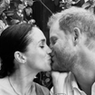 Meghan Markle posta fotos íntimas da gravidez e com príncipe Harry ao comemorar 7 anos de casamento: 'Uma vida inteira de histórias'