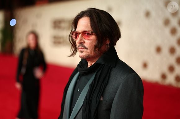 O Capitão Jack Sparrow pode estar prestes a voltar ao mar. Johnny Depp
