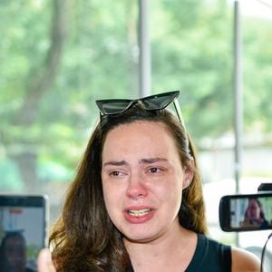 Grávida, filha mais velha de Gerson Brenner viajou quase um dia inteiro de ônibus após não ser autorizada a fazer a viagem de avião