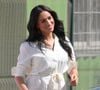 Vestidos camisa são clássicos e versáteis: valorizam a silhueta e garantem elegância sem exageros, funcionando tanto no escritório quanto em ocasiões mais especiais