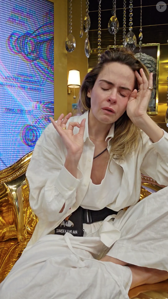 Ana Paula Renault não conteve as lágrimas ao dizer que o pai era a pessoa mais importante de sua vida