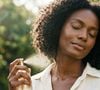 Para quem deseja variar o perfume usado no dia a dia, a primavera inspira novas escolhas olfativas. De acordo com a seleção, as fragrâncias florais oferecem diferentes possibilidades, desde composições leves e refrescantes até combinações sofisticadas, intensas e envolventes