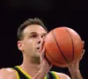 O corpo de Oscar Schmidt foi cremado ainda na noite desta sexta-feira (17), horas depois da morte da lenda do basquete