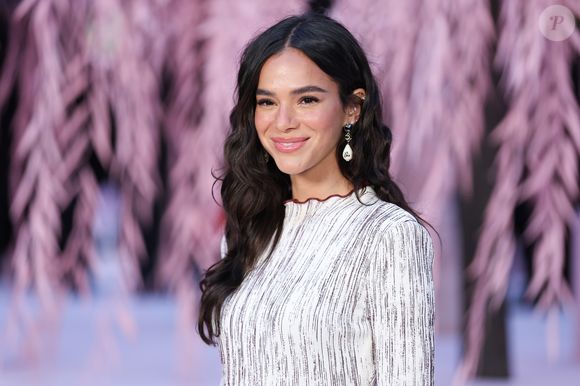 Bruna Marquezine apostou novamente em uma maquiagem que transmite naturalidade