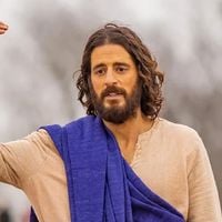 'Ele ficou extremamente desconfortável com a ideia de que Jesus, passando por tanto sofrimento, diria algo descontraído': 6ª temporada de 'The Chosen' teve mudança crucial após desentendimento de Jonathan Roumie com diretor