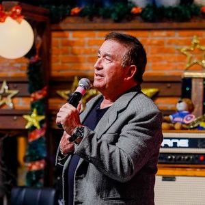 Amado Batista sobre morte da filha: ‘Ver uma filha partir é inverter a ordem da natureza, é sentir a alma descompassada’