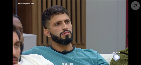 Jovan Nascimento escapou da primeira eliminação do Casa do Patrão e segue na disputa pelo prêmio do reality