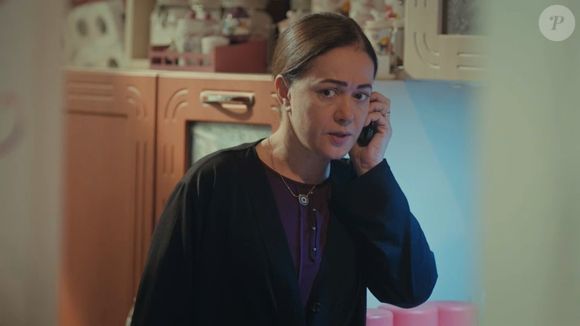 Enver sugere a Hatice que eles aluguem o quarto que têm a mais na casa na novela 'Força de Mulher' em 19 de fevereiro de 2025