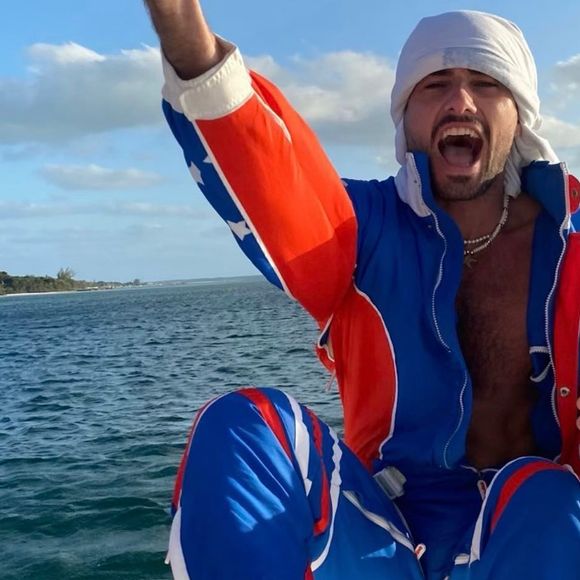 Conor Kennedy descreveu sua passagem pela Ucrânia como curta, mas afirmou ter vivido uma experiência intensa durante o período em que esteve no país. "Meu tempo na Ucrânia não foi longo, mas vi muita coisa e senti muita coisa", relatou o marido de Giulia Be, que também disse ter gostado de ser soldado mais do que esperava, apesar de considerar a situação assustadora