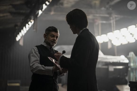 Além de Robert Pattinson de volta ao papel do vigilante mascarado, o filme conta com o retorno de Jeffrey Wright, Andy Serkis e Colin Farrell. Juntam-se ao elenco Sebastian Stan, Scarlett Johansson e Charles Dance