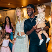 Com look de R$ 6 mil, Virgínia leva Vini Jr. para festa de família e José Leonardo ganha colo do 'padrasto'