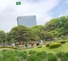 Durante uma viagem internacional ao Japão, Virginia Fonseca compartilhou algumas fotos de um dos jardins mais famosos que visitou no local.