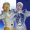 Com body metalizado, virilha cavada e bumbum exposto, Xuxa debocha de críticas ao look na estreia de sua turnê nacional 'O Último Voo da Nave': 'Quem não gostou continue...'