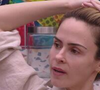 Ana Paula Renault tem o hábito de mexer no cabelo no BBB 26, e a psicologia explica o que esse gesto pode revelar emocionalmente